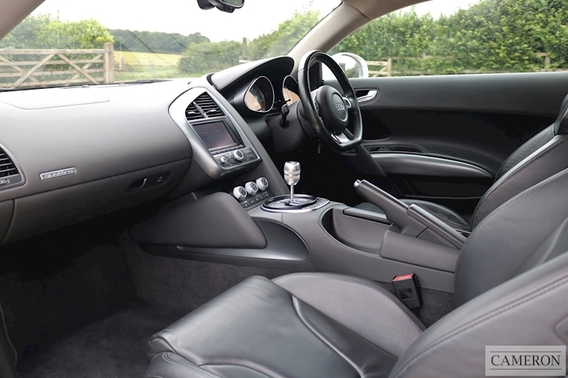 Audi R8 4.2 V8 Quattro 4.2 2dr Coupe Manual Petrol