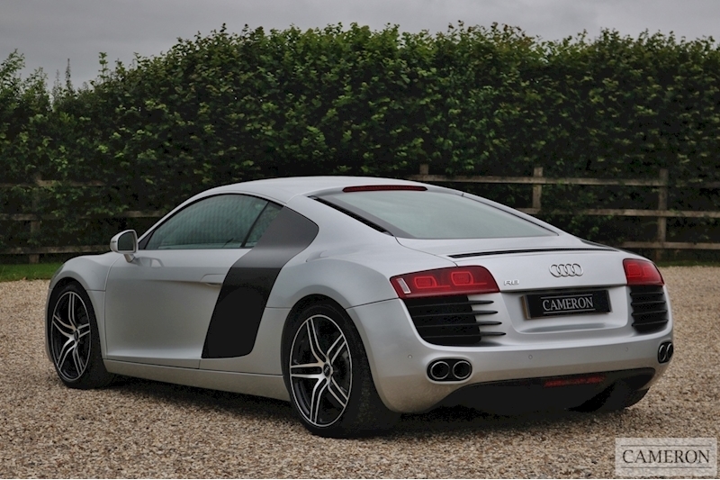 Audi R8 4.2 V8 Quattro 4.2 2dr Coupe Manual Petrol
