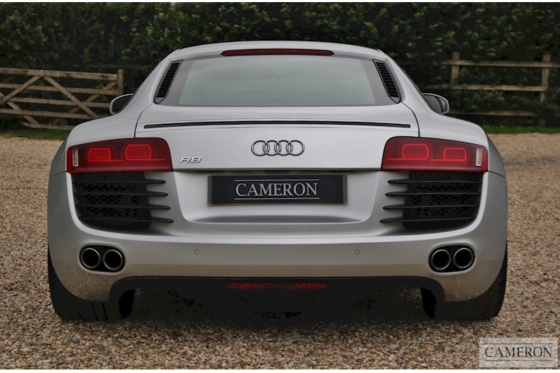 Audi R8 4.2 V8 Quattro 4.2 2dr Coupe Manual Petrol
