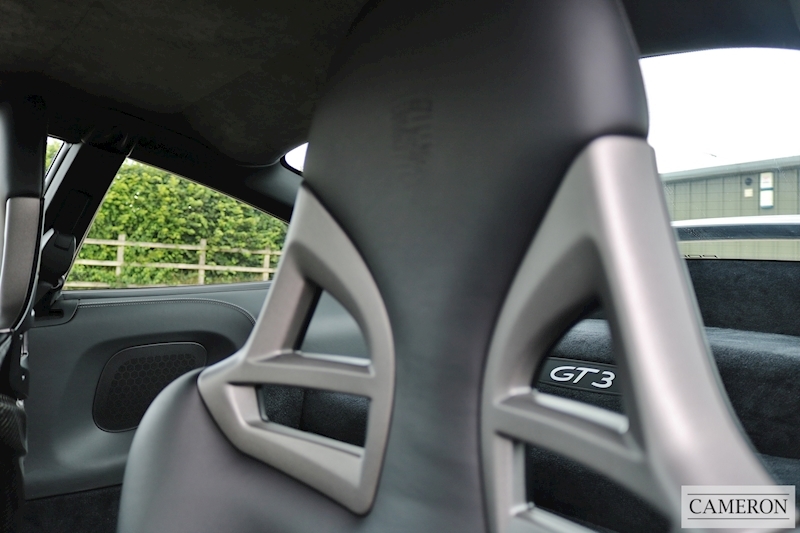 Porsche 911 997 GT3 Gen 2 3.8 2dr Coupe Manual Petrol