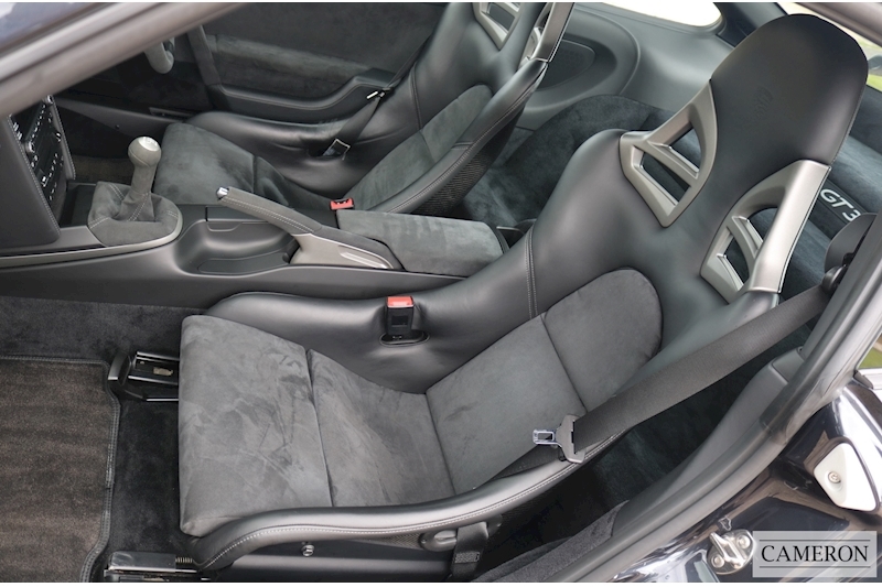 Porsche 911 997 GT3 Gen 2 3.8 2dr Coupe Manual Petrol