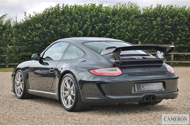 Porsche 911 997 GT3 Gen 2 3.8 2dr Coupe Manual Petrol