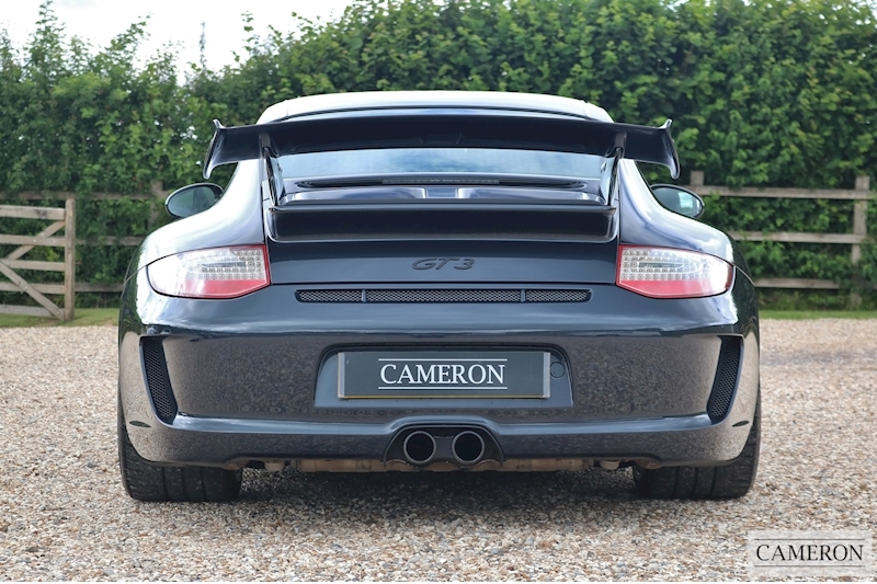 Porsche 911 997 GT3 Gen 2 3.8 2dr Coupe Manual Petrol