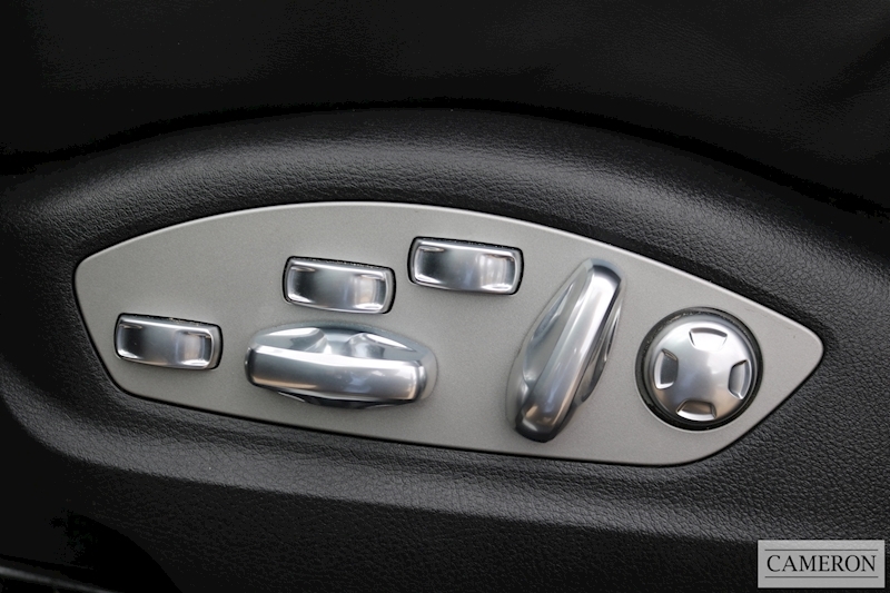 Porsche Macan GTS SUV 3.0 PDK Petrol