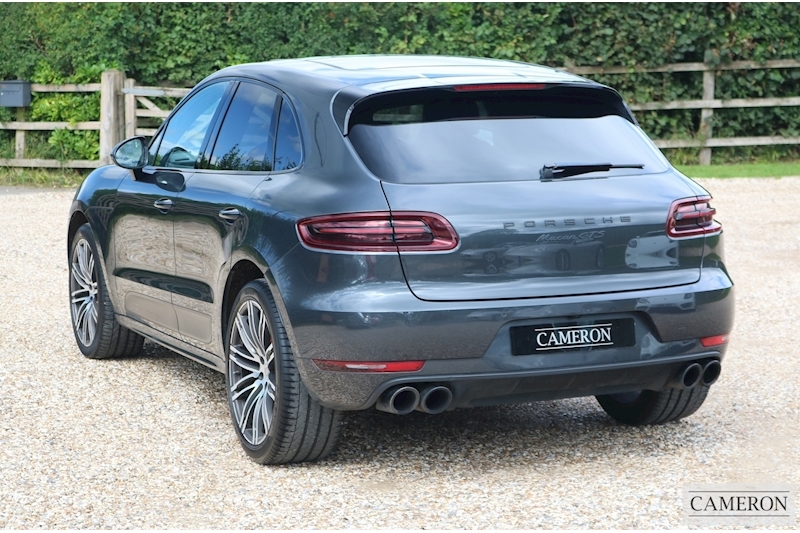 Porsche Macan GTS SUV 3.0 PDK Petrol