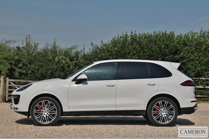Porsche Cayenne Turbo 4.8 Tiptronic Petrol