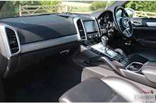 Porsche Cayenne Turbo 4.8 Tiptronic Petrol