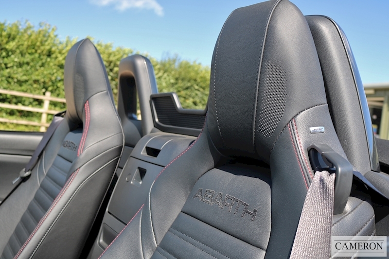 Abarth Spider Abarth 124 Spider 1.4 Turbo Multiair 170hp Automat Convertible 1.4 Automatic Petrol