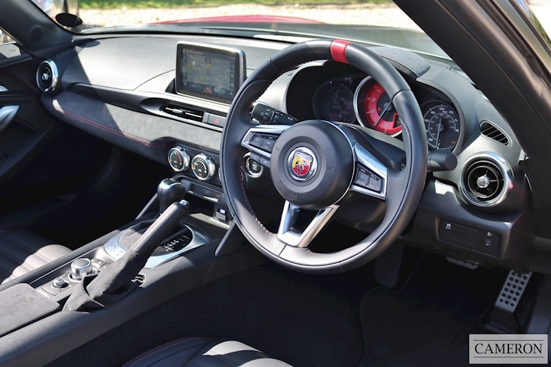 Abarth Spider Abarth 124 Spider 1.4 Turbo Multiair 170hp Automat Convertible 1.4 Automatic Petrol