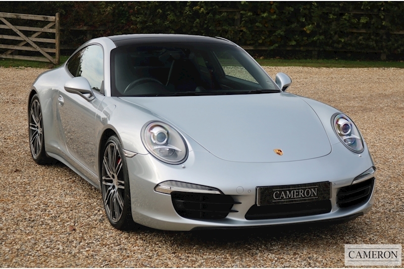 Porsche 911 991 Carrera 4 S PDK Coupe