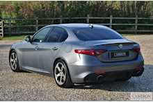 Alfa Romeo Alfa Giulia 2.0 Turbo 280hp Veloce 2.0 4dr Saloon Automatic Petrol