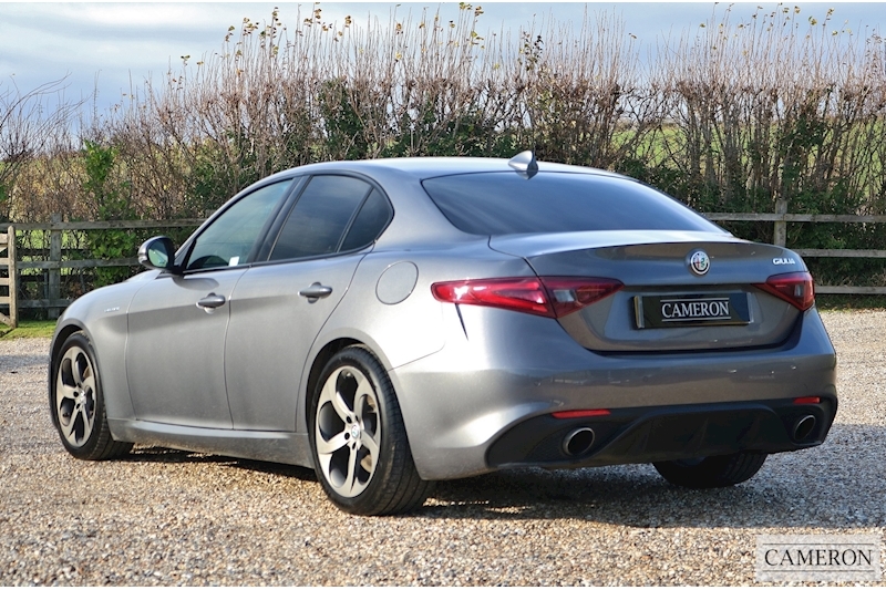 Alfa Romeo Alfa Giulia 2.0 Turbo 280hp Veloce 2.0 4dr Saloon Automatic Petrol