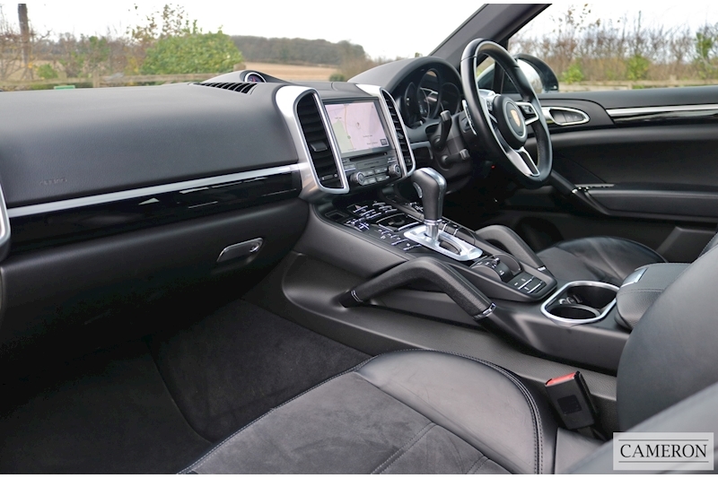 Porsche Cayenne Platinum Edition SUV 3.0 Tiptronic Diesel