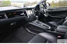 Porsche 3.6T Turbo SUV 5dr Petrol PDK 4WD (s/s) (400 ps)