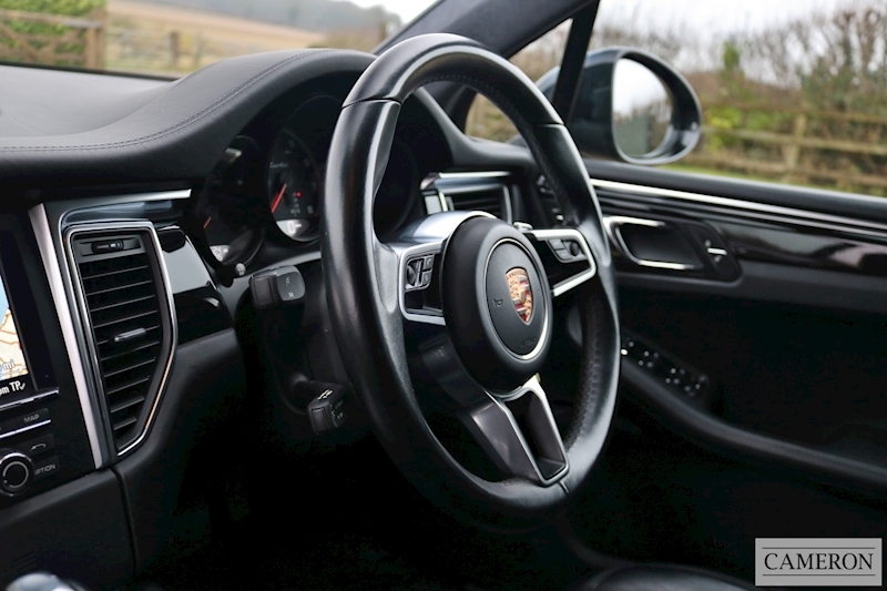 Porsche 3.6T Turbo SUV 5dr Petrol PDK 4WD (s/s) (400 ps)