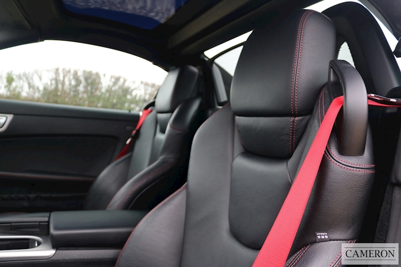 Mercedes-Benz 1.8 SLK250 BlueEFFICIENCY AMG Sport Convertible 2dr Petrol 7G-Tronic Plus (s/s) (153 g/km, 204 bhp)