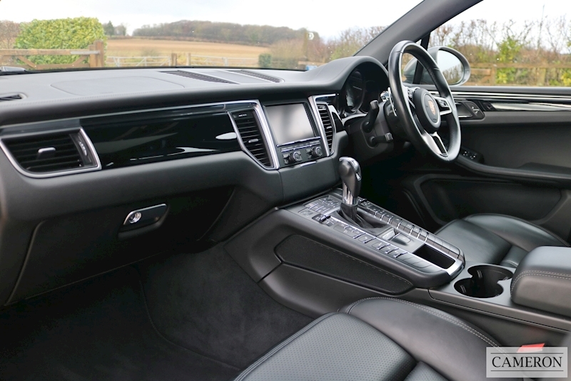 Porsche 3.0 V6 S SUV 5dr Petrol PDK 4WD (s/s) (340 ps)