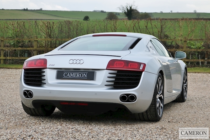 Audi R8 4.2 V8 Quattro 4.2 2dr Coupe Manual Petrol