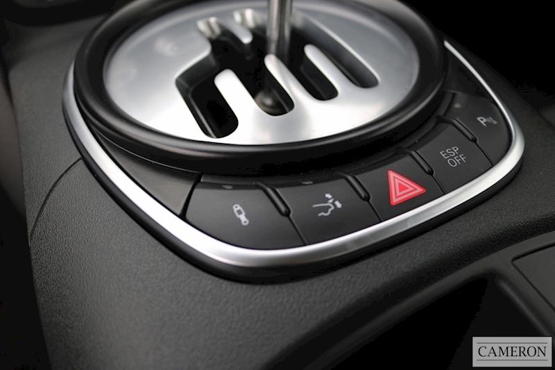 Audi R8 4.2 V8 Quattro 4.2 2dr Coupe Manual Petrol