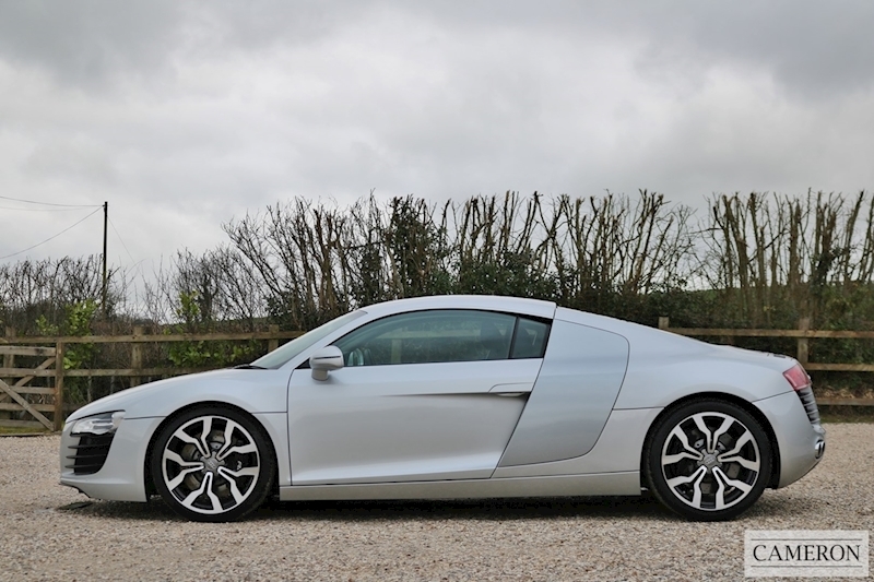 Audi R8 4.2 V8 Quattro 4.2 2dr Coupe Manual Petrol