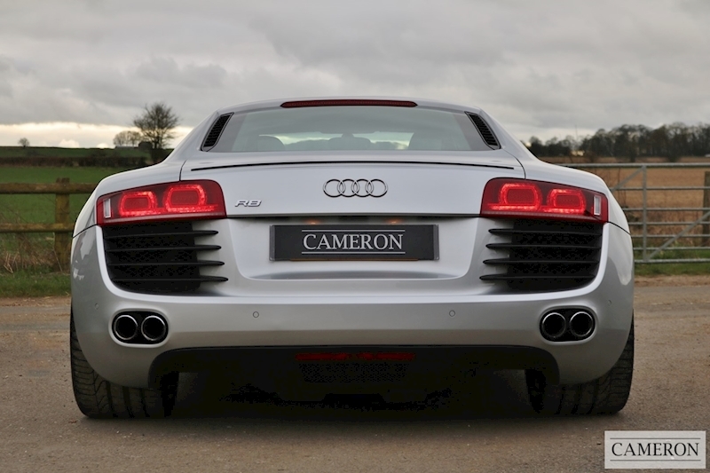 Audi R8 4.2 V8 Quattro 4.2 2dr Coupe Manual Petrol