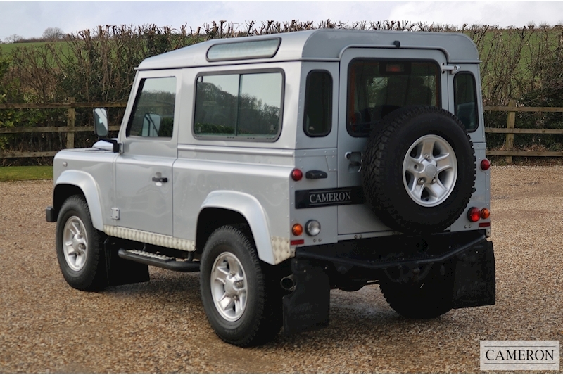 Land Rover Defender 90 XS 2.4 TDCi Station Wagon 3dr