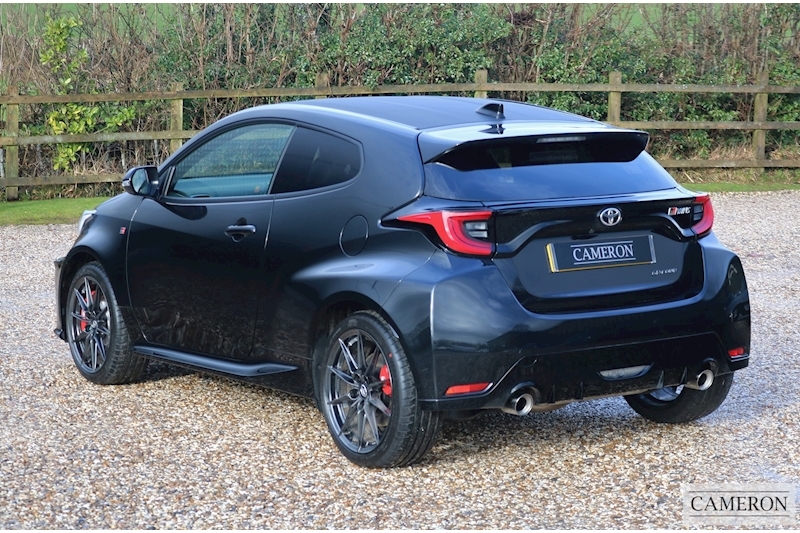Toyota Yaris Gr-Y Circuit 1.6 Hatchback Manual Petrol