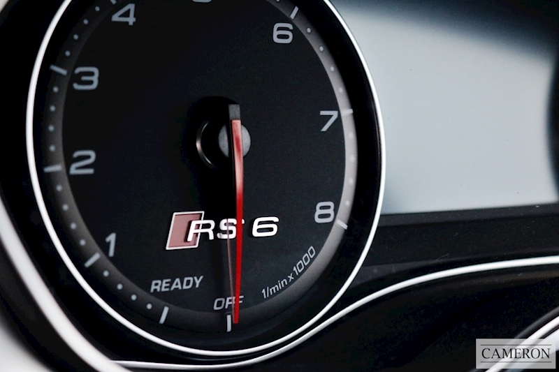 Audi 4.0 TFSI V8 Avant 5dr Petrol Tiptronic quattro (s/s) (560 ps)