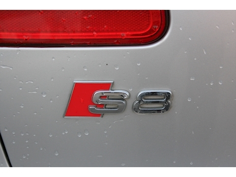 5.2 Fsi Quattro V10 auto 5.2 4dr Saloon Automatic Petrol