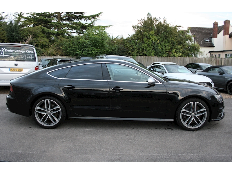 Audi 4.0 TFSI V8 Sportback 5dr Petrol S Tronic quattro Euro 6 (s/s) (450 ps)