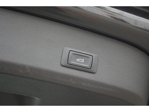 3.0 TDIcd V6 S line SUV 5dr Diesel Tiptronic quattro Euro 6 (s/s) (245 ps)