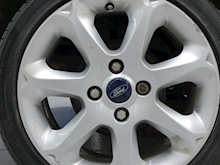 Ford Fiesta 2010 Titanium - Thumb 13