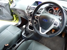Ford Fiesta 2010 Titanium - Thumb 4