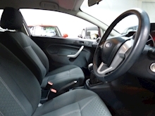 Ford Fiesta 2010 Zetec - Thumb 10