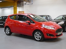 Ford Fiesta 2013 Zetec - Thumb 4