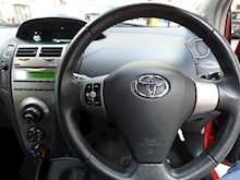 Toyota Yaris 2009 Vvt-I Tr - Thumb 10