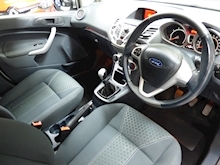 Ford Fiesta 2010 Zetec - Thumb 8