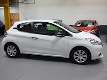 Peugeot 208 2014 Access - Thumb 18