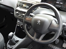 Peugeot 208 2014 Access - Thumb 9