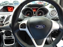 Ford Fiesta 2011 Zetec - Thumb 8