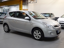 Hyundai I20 2010 Crdi Comfort - Thumb 3