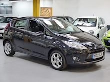 Ford Fiesta 2012 Zetec - Thumb 2