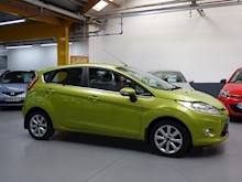 Ford Fiesta 2010 Zetec - Thumb 13