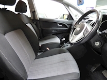 Kia Venga 2011 2 - Thumb 11