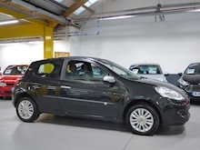 Renault Clio 2010 I-Music 16V - Thumb 15