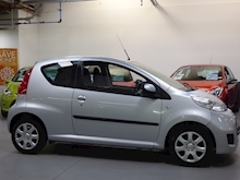 Peugeot 107 2009 Urban - Thumb 8