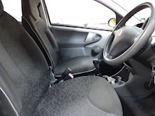 Peugeot 107 2009 Urban - Thumb 15