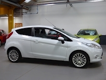 Ford Fiesta 2012 Titanium - Thumb 8