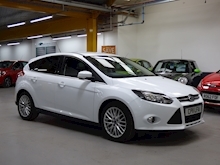 Ford Focus 2011 Zetec - Thumb 8