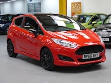 Ford Fiesta 2016 St-Line Red Edition - Thumb 4